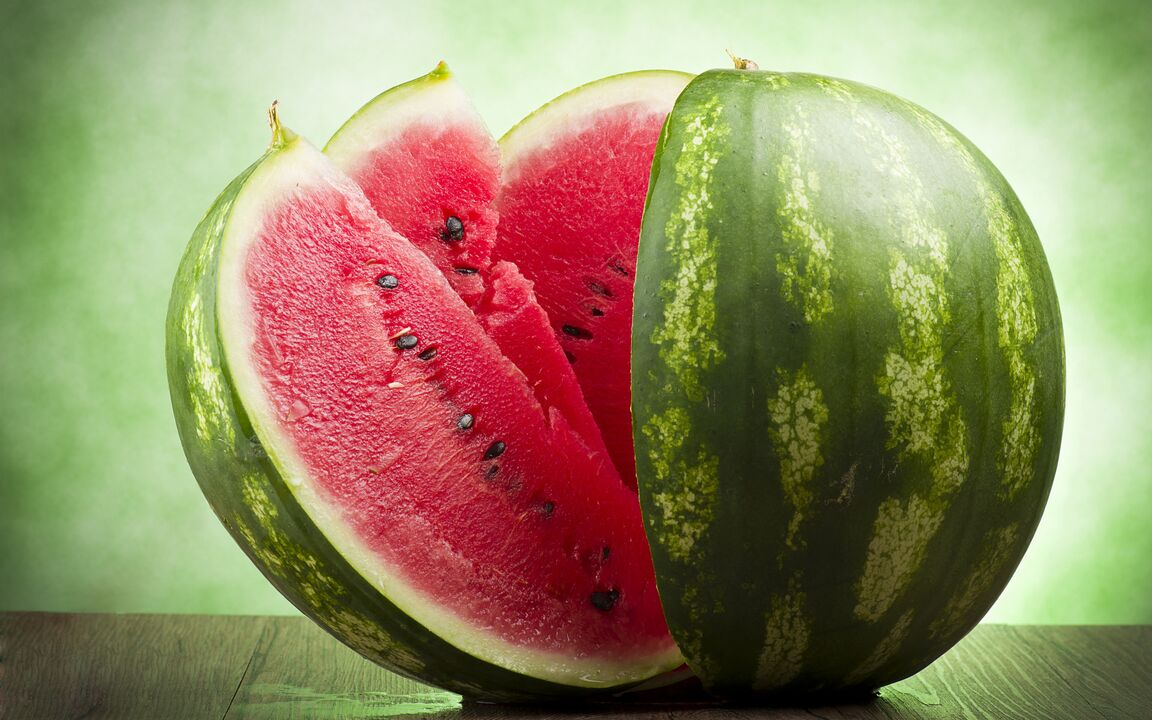 কীভাবে তরমুজ চয়ন করবেন